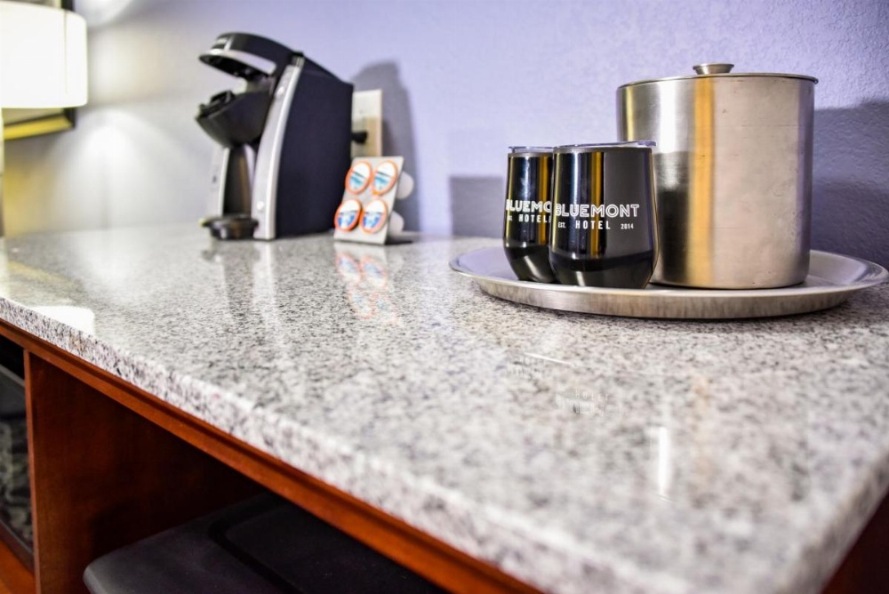 Bluemont Hotel Image 33