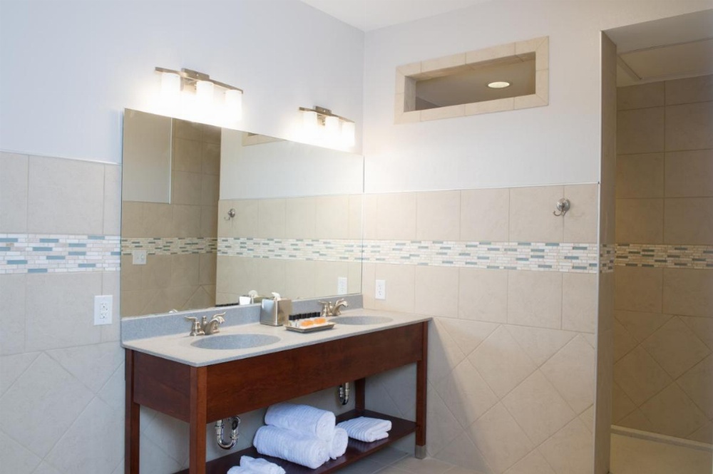 Bluemont Hotel